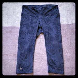 Athleta crop tights